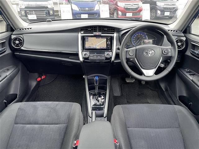 Toyota Fielder 2018 Silver for sale Gallery Image